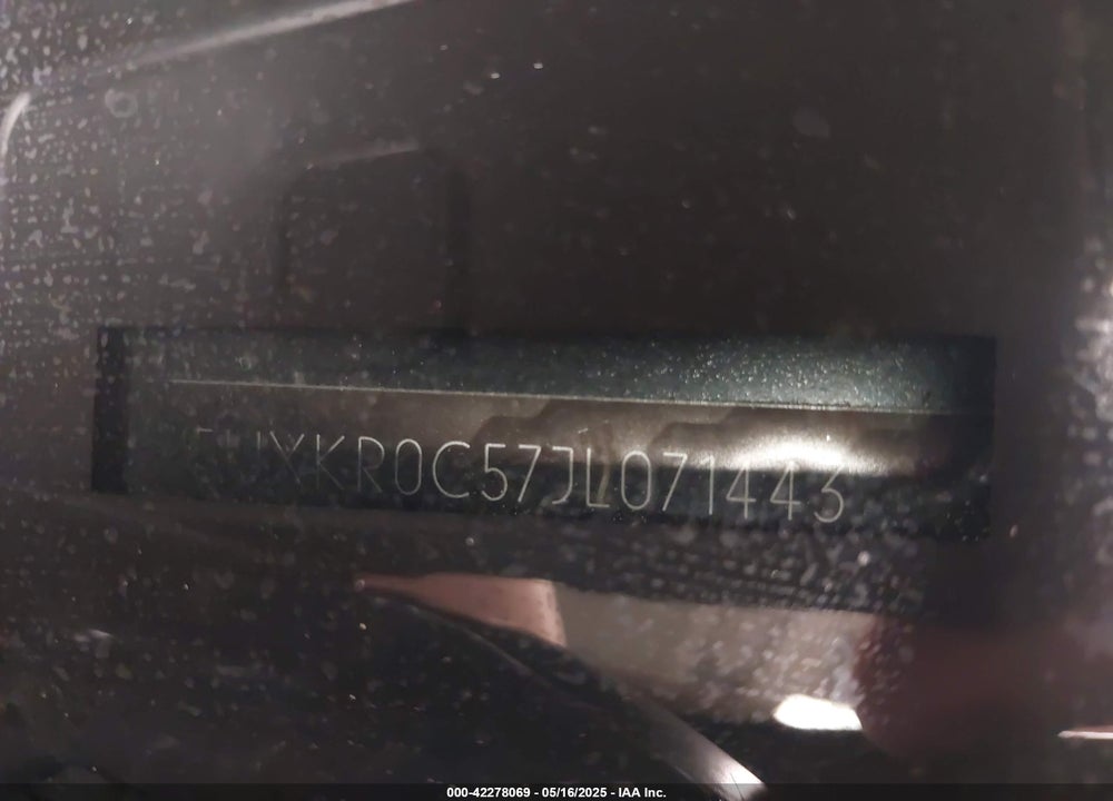 2018 BMW X5 VIN: 5UXKR0C57JL071443