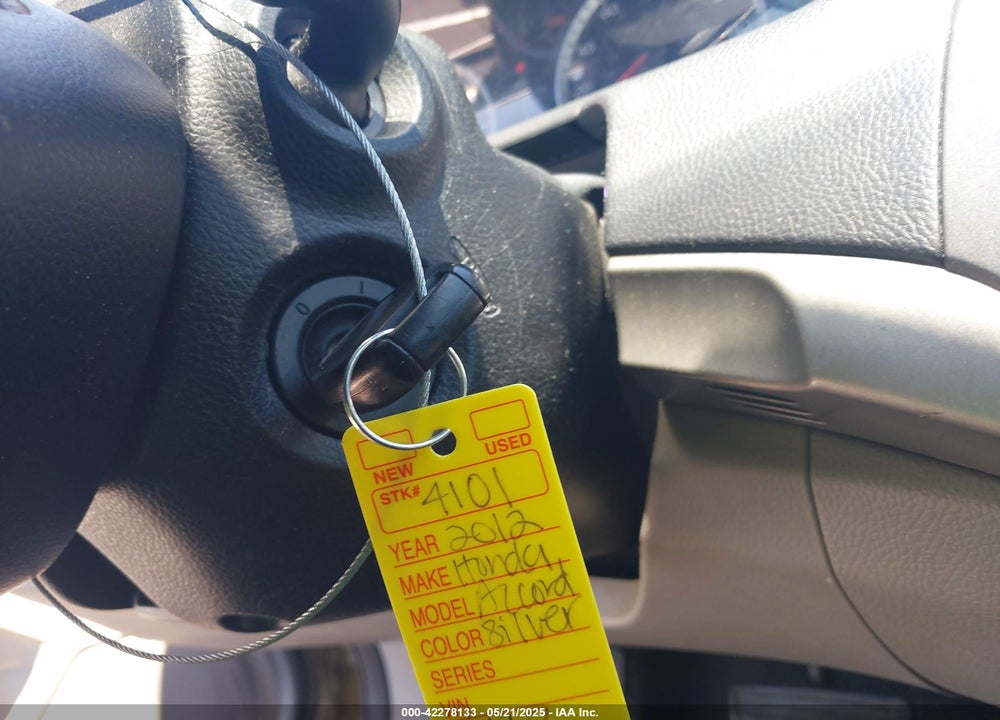 2012 HONDA ACCORD VIN: 1HGCP2F34CA099881