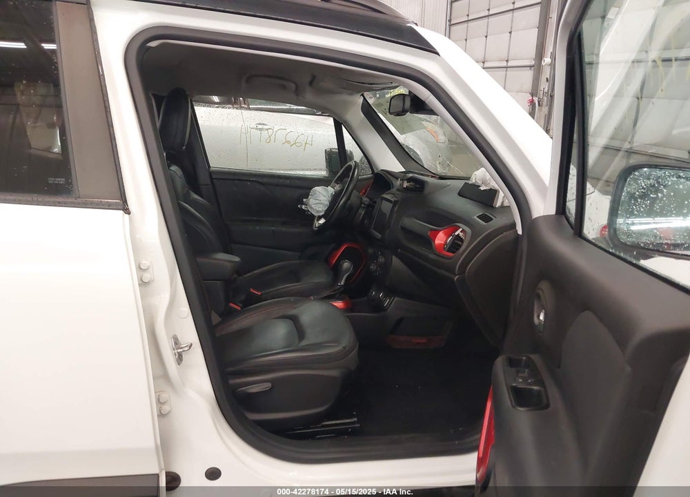 2018 JEEP RENEGADE VIN: ZACCJBCB7JPH58237