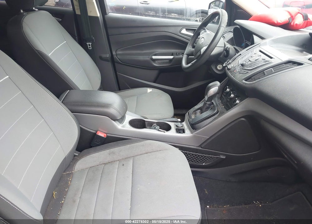 2015 FORD ESCAPE VIN: 1FMCU0GX8FUB42629