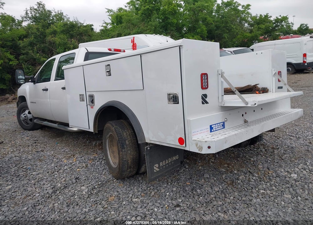 2009 CHEVROLET SILVERADO 3500HD WORK TRUCK VIN: 1GBJK73619F149653