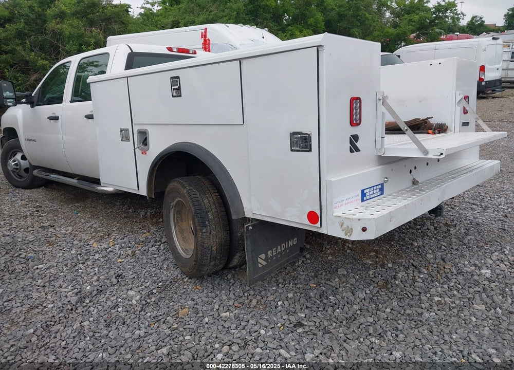 2009 CHEVROLET SILVERADO 3500HD WORK TRUCK VIN: 1GBJK73619F149653