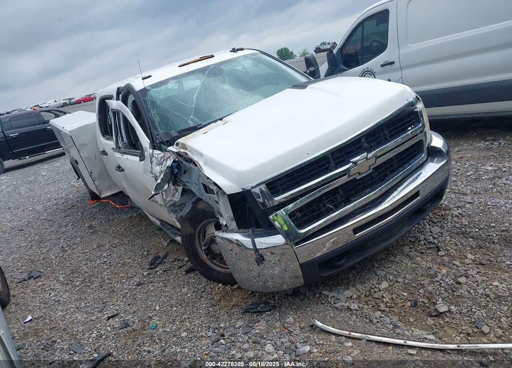 2009 CHEVROLET SILVERADO 3500HD WORK TRUCK VIN: 1GBJK73619F149653