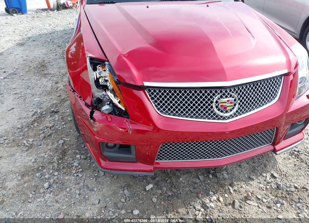 2011 CADILLAC CTS-V VIN: 1G6DV5EP8B0146383