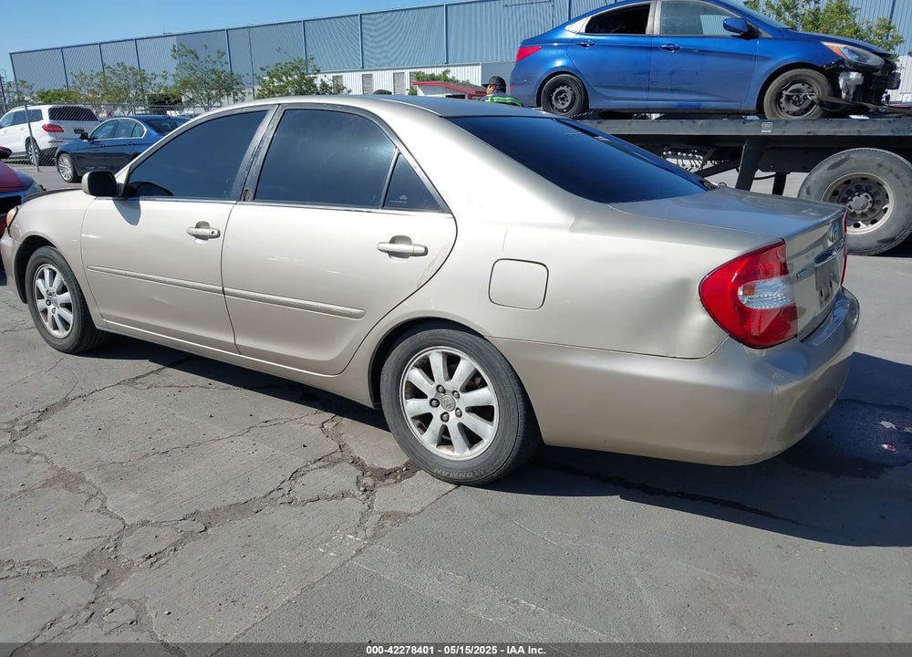 2004 TOYOTA CAMRY XLE VIN: 4T1BE30K74U884543