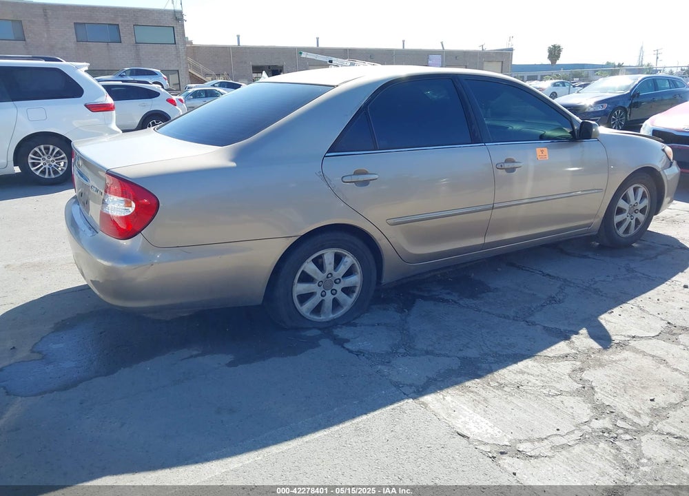 2004 TOYOTA CAMRY XLE VIN: 4T1BE30K74U884543