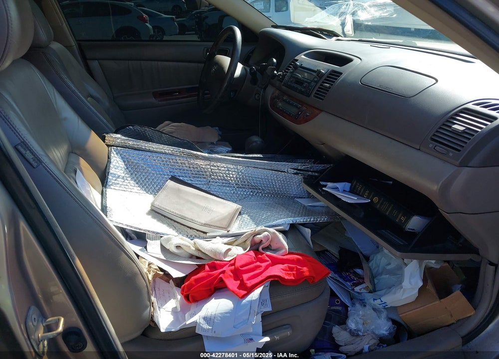 2004 TOYOTA CAMRY XLE VIN: 4T1BE30K74U884543