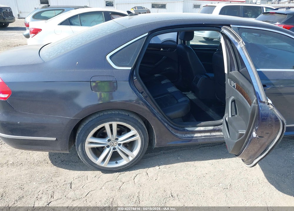 2014 VOLKSWAGEN PASSAT VIN: 1VWCS7A31EC066455