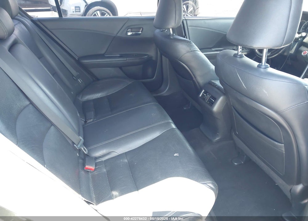 2013 HONDA ACCORD EX-L VIN: 1HGCR2F88DA137071