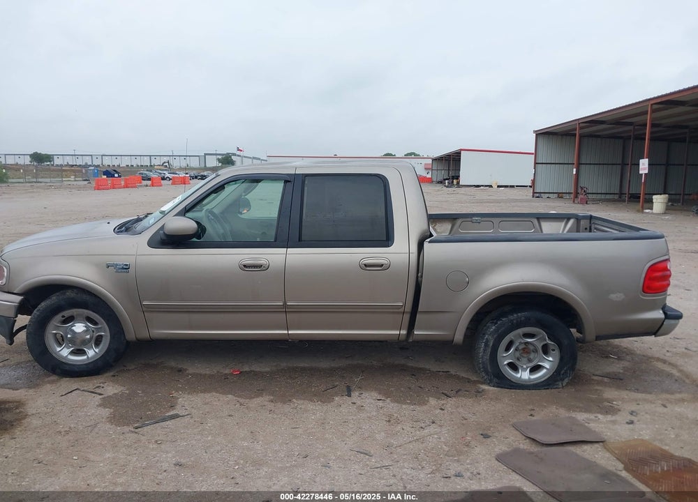 2002 FORD F-150 LARIAT/XLT VIN: 1FTRW076X2KC33939