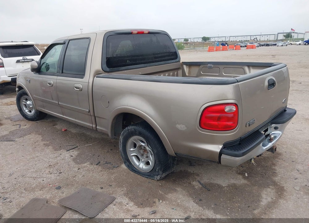 2002 FORD F-150 LARIAT/XLT VIN: 1FTRW076X2KC33939