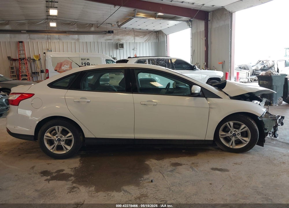 2014 FORD FOCUS SE VIN: 1FADP3F28EL313719