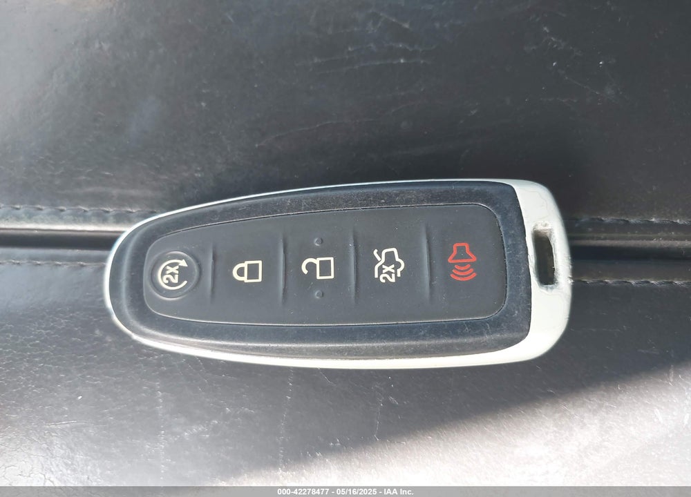 2011 LINCOLN MKX VIN: 2LMDJ8JK4BBJ11312