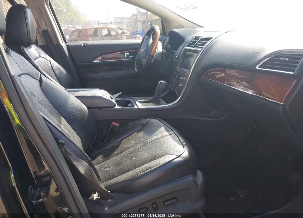 2011 LINCOLN MKX VIN: 2LMDJ8JK4BBJ11312