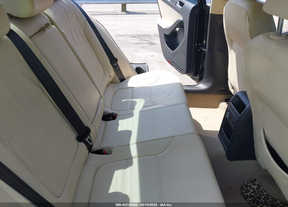 2012 VOLKSWAGEN JETTA 2.0L TDI VIN: 3VWLL7AJ0CM321264