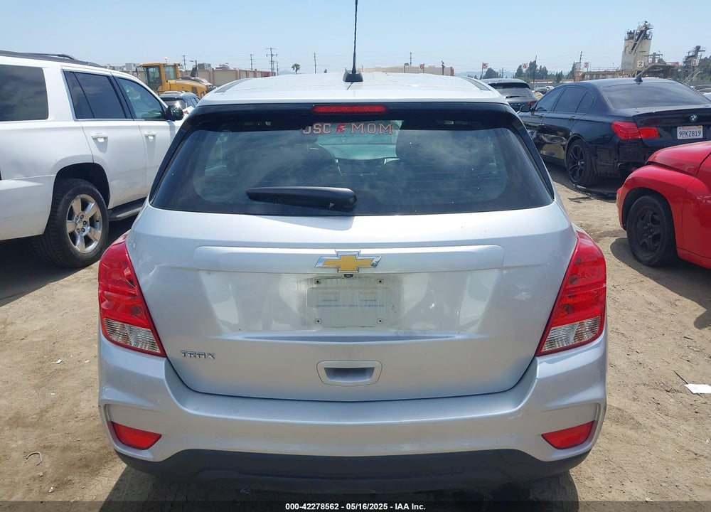 2018 CHEVROLET TRAX LS VIN: KL7CJKSB8JB593694