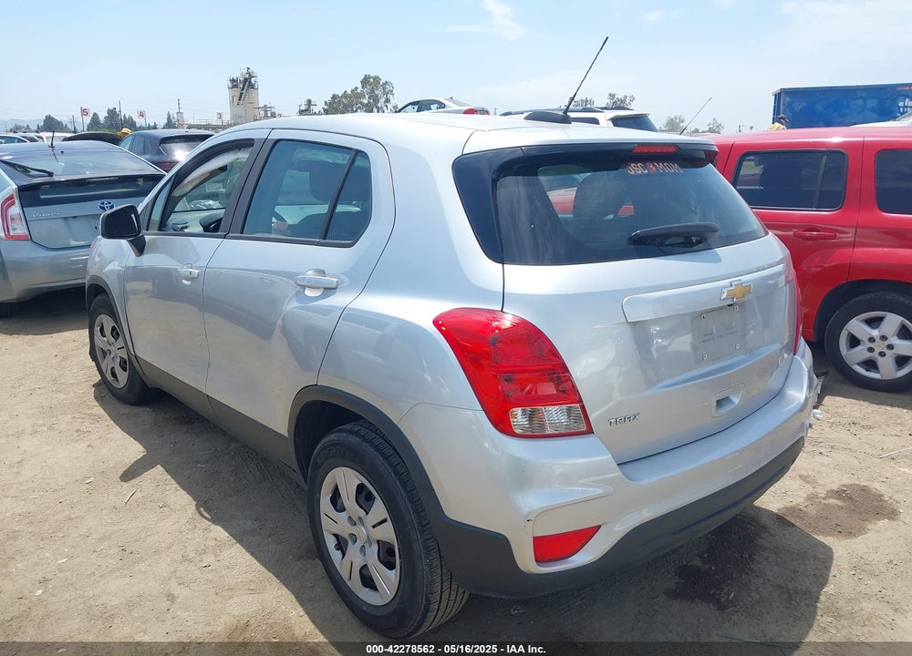 2018 CHEVROLET TRAX LS VIN: KL7CJKSB8JB593694