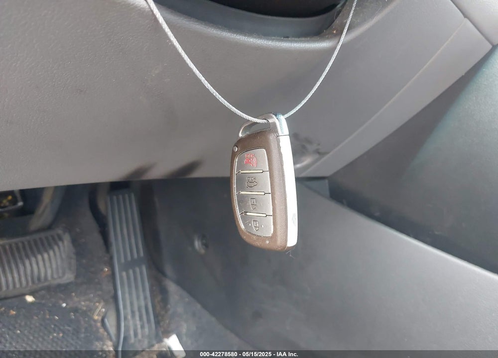 2015 HYUNDAI ELANTRA VIN: KMHDH4AE3FU286144