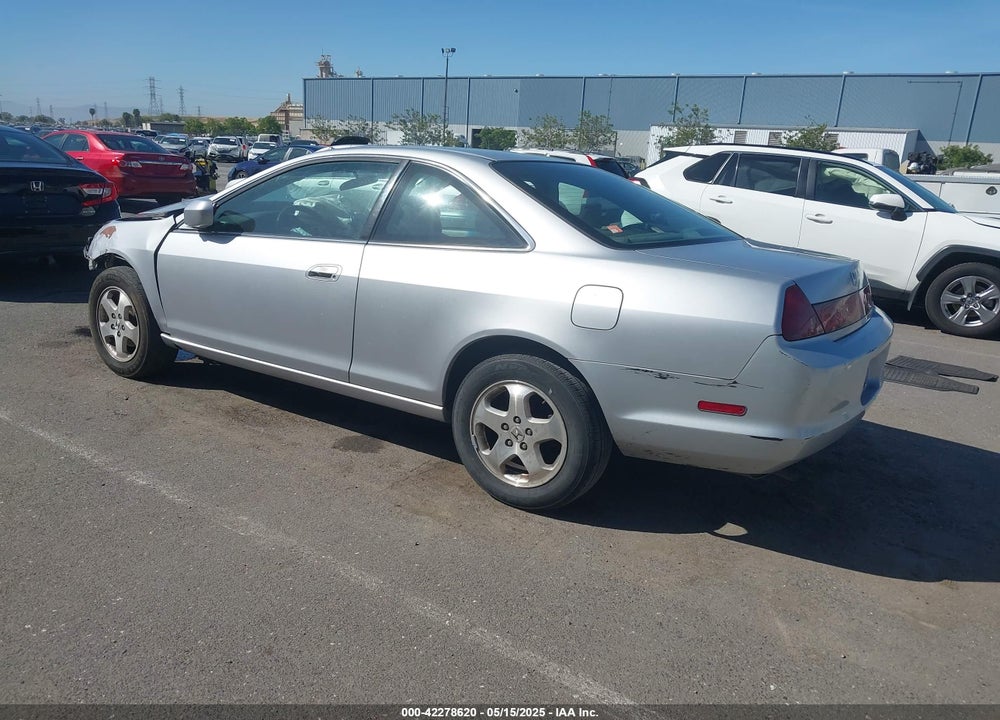 2000 HONDA ACCORD 3.0 EX VIN: 1HGCG2257YA010383