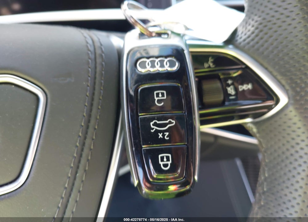 2023 AUDI S8 VIN: WAULSAF81PN011643