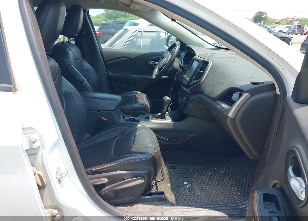 2015 JEEP CHEROKEE VIN: 1C4PJMBS5FW574102