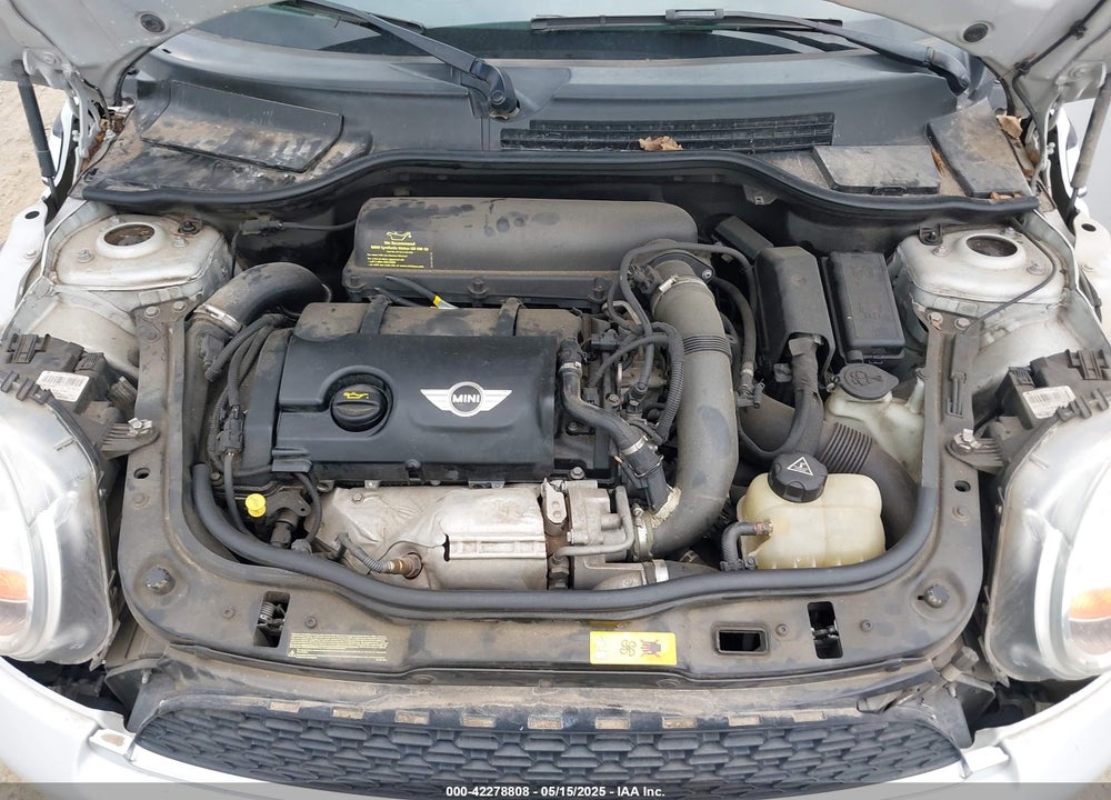 2013 MINI COOPER VIN: WMWSV3C5XDT476311