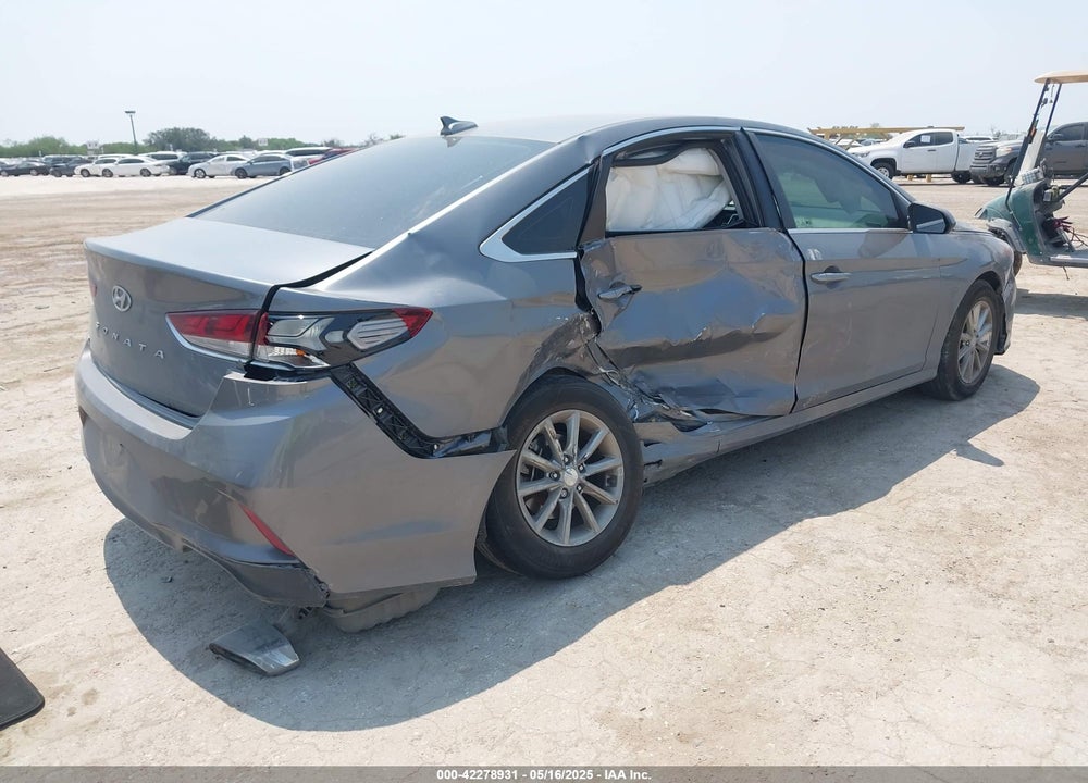 2019 HYUNDAI SONATA VIN: 5NPE24AF2KH738625