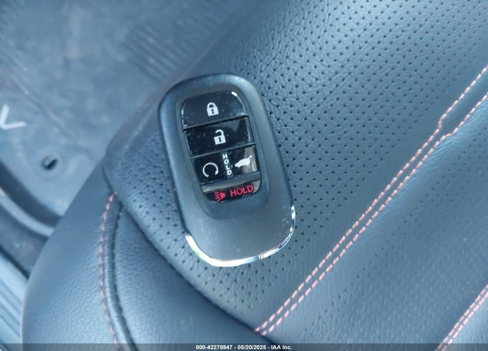 2023 HONDA CR-V HYBRID SPORT TOURING VIN: 7FARS6H94PE036023