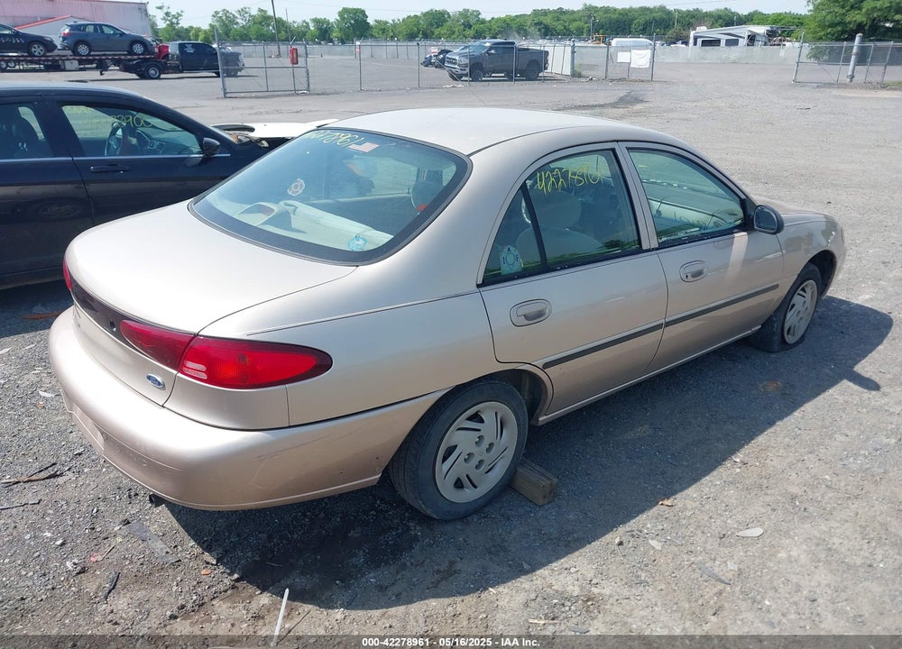 1999 FORD ESCORT LX VIN: 1FAFP10P7XW198467