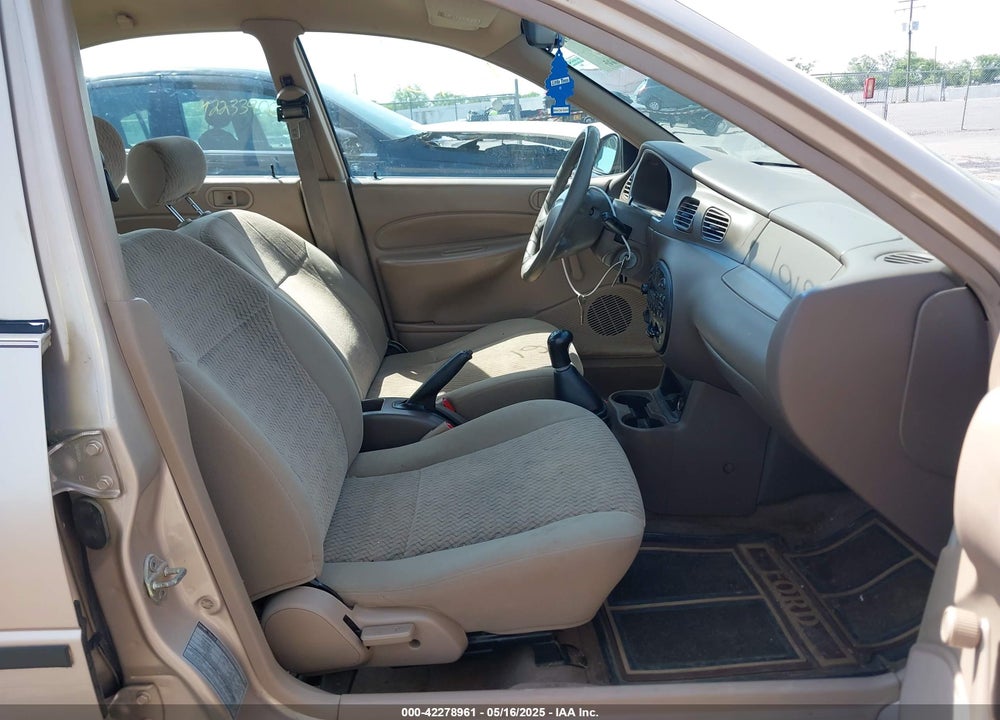 1999 FORD ESCORT LX VIN: 1FAFP10P7XW198467
