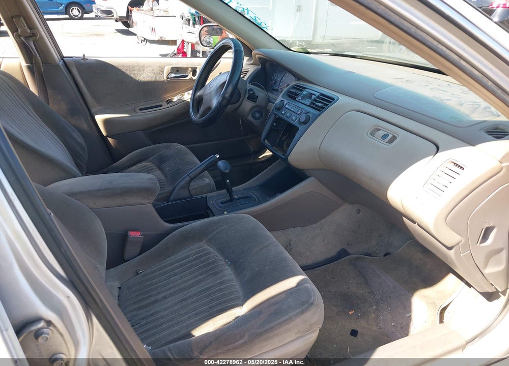 1998 HONDA ACCORD VIN: 1HGCG1642WA065770