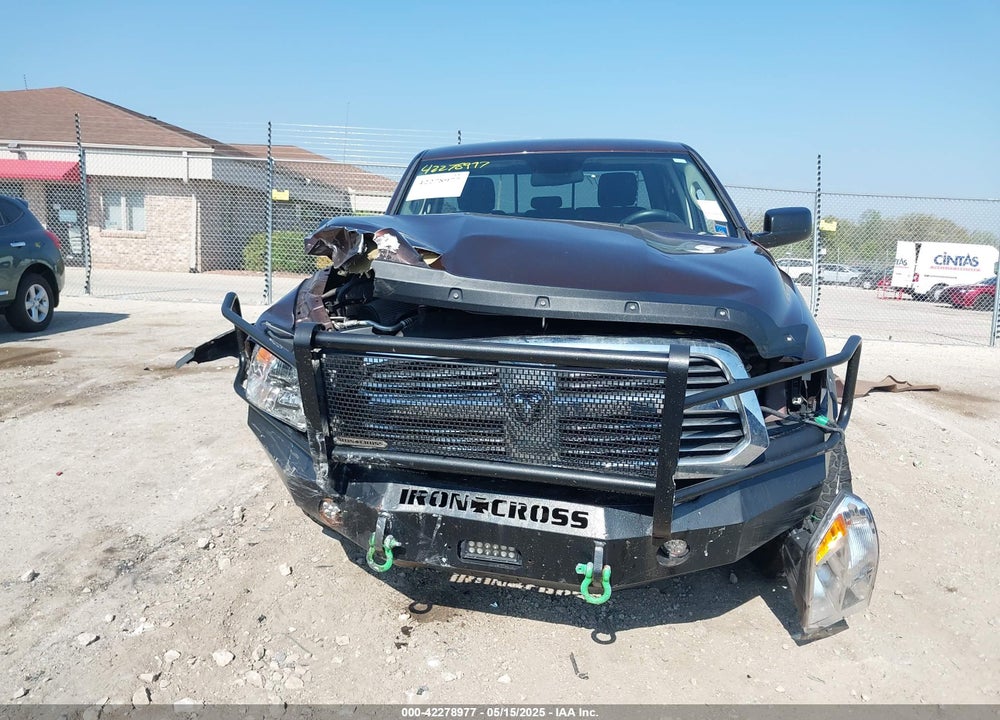 2013 RAM 1500 VIN: 1C6RR7GT9DS599813