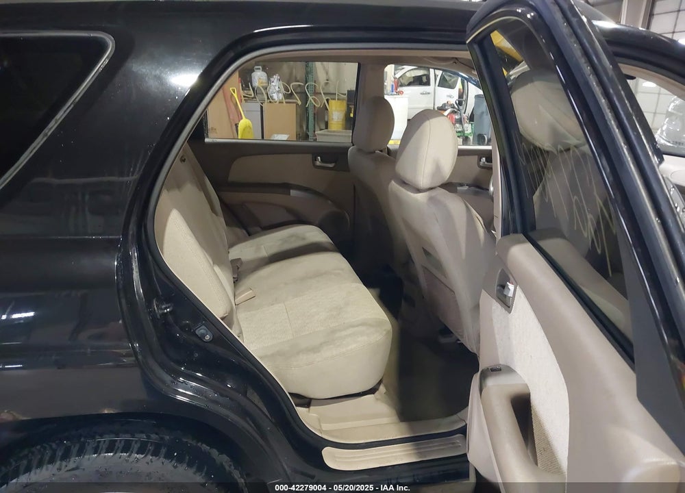 2007 KIA SPORTAGE VIN: KNDJE723177439778