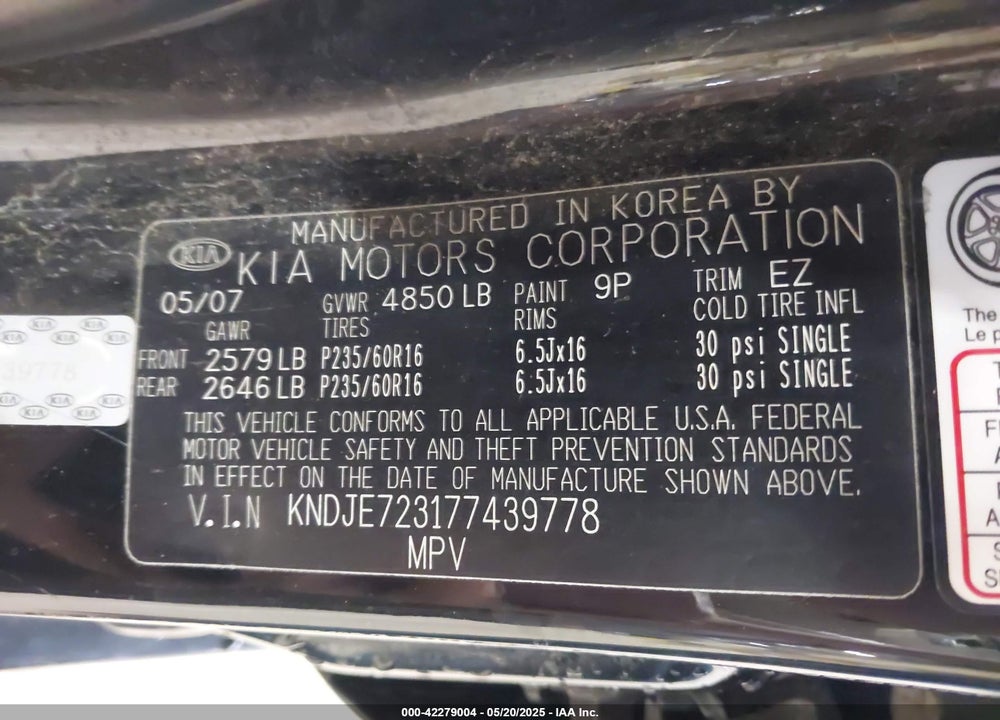 2007 KIA SPORTAGE VIN: KNDJE723177439778