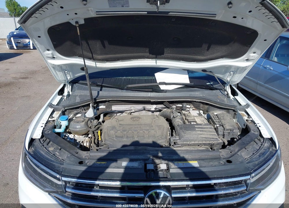 2024 VOLKSWAGEN TIGUAN VIN: 3VV2B7AX4RM028662