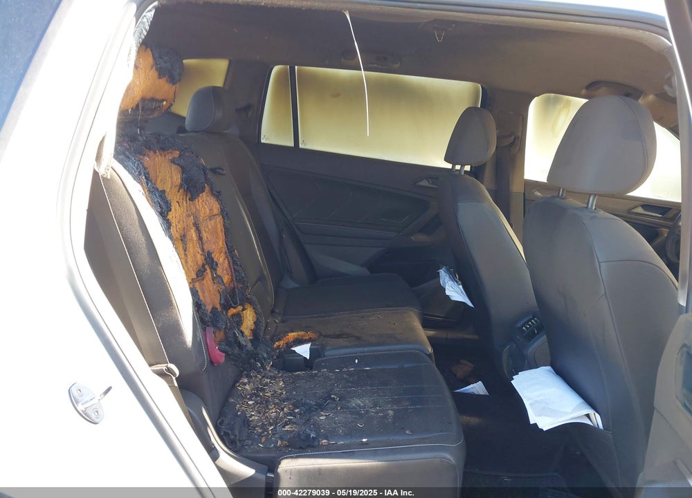 2024 VOLKSWAGEN TIGUAN VIN: 3VV2B7AX4RM028662