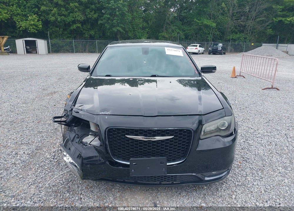2015 CHRYSLER 300 300S VIN: 2C3CCABGXFH781140
