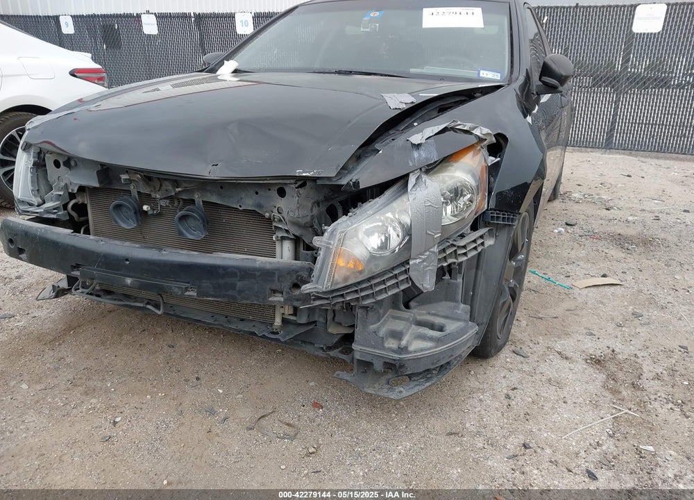 2010 HONDA ACCORD VIN: 1HGCP2F76AA004477