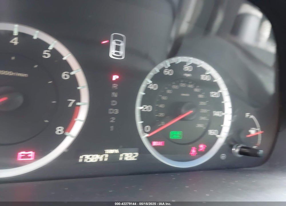 2010 HONDA ACCORD VIN: 1HGCP2F76AA004477