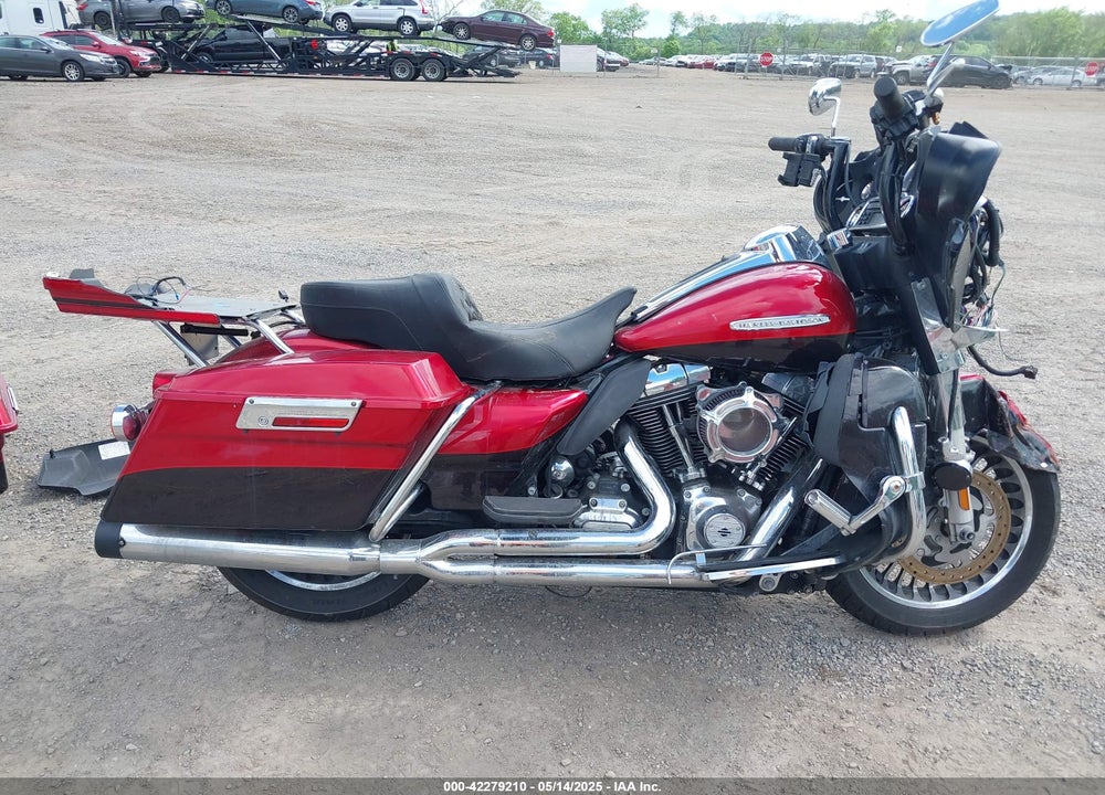 2012 HARLEY-DAVIDSON FLHTK ELECTRA GLIDE ULTRA LTD VIN: 1HD1KEM37CB694130