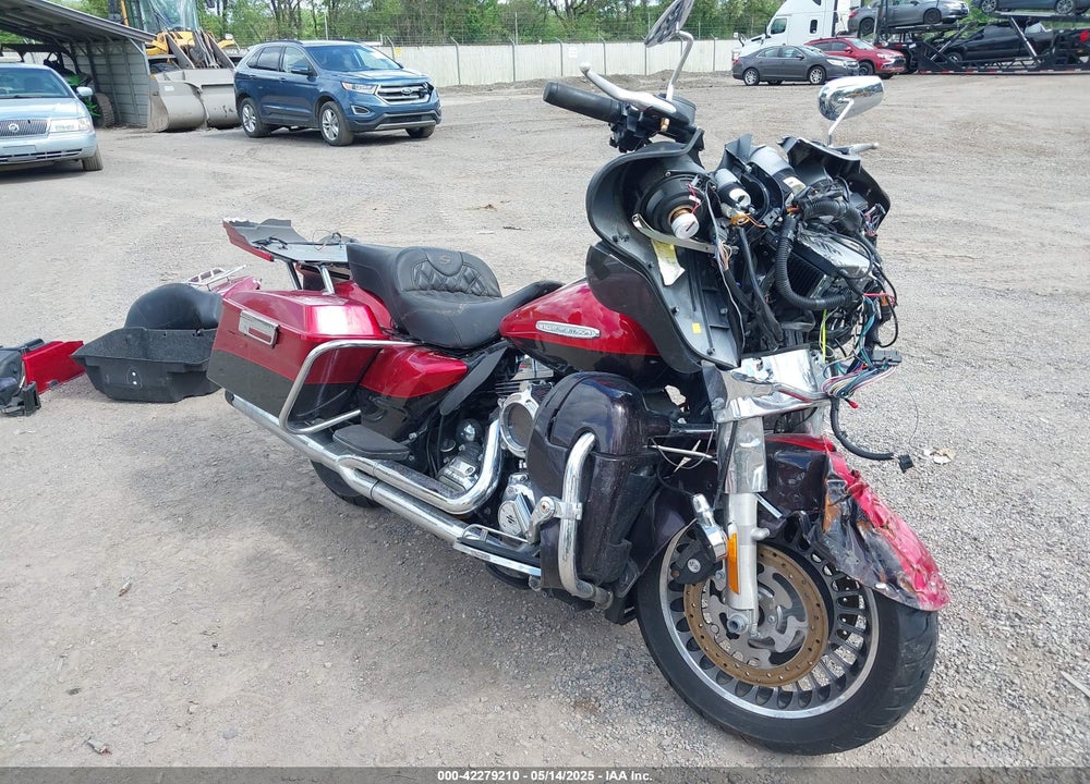 2012 HARLEY-DAVIDSON FLHTK ELECTRA GLIDE ULTRA LTD VIN: 1HD1KEM37CB694130