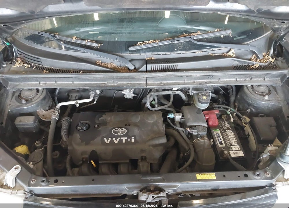 2005 SCION XB VIN: JTLKT334750215466