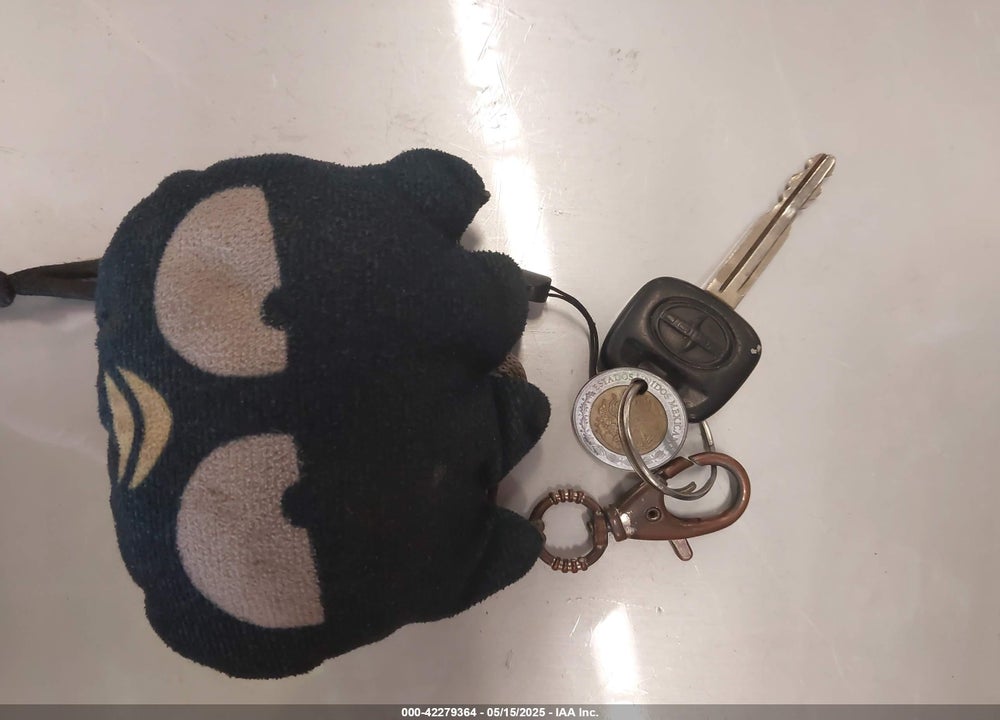 2005 SCION XB VIN: JTLKT334750215466