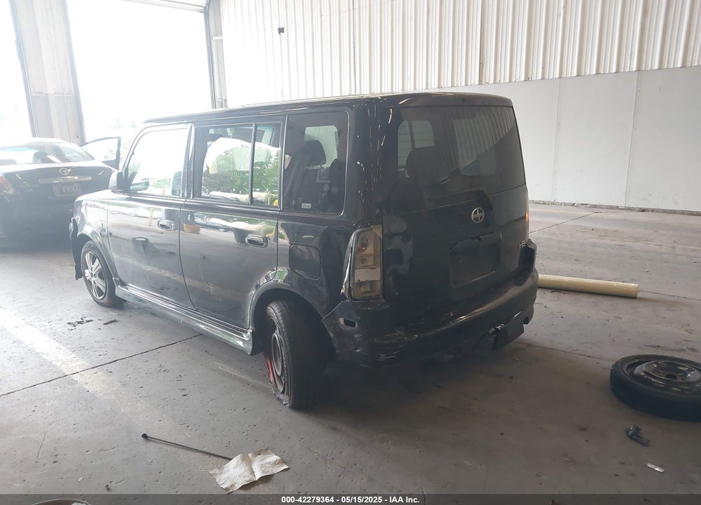2005 SCION XB VIN: JTLKT334750215466