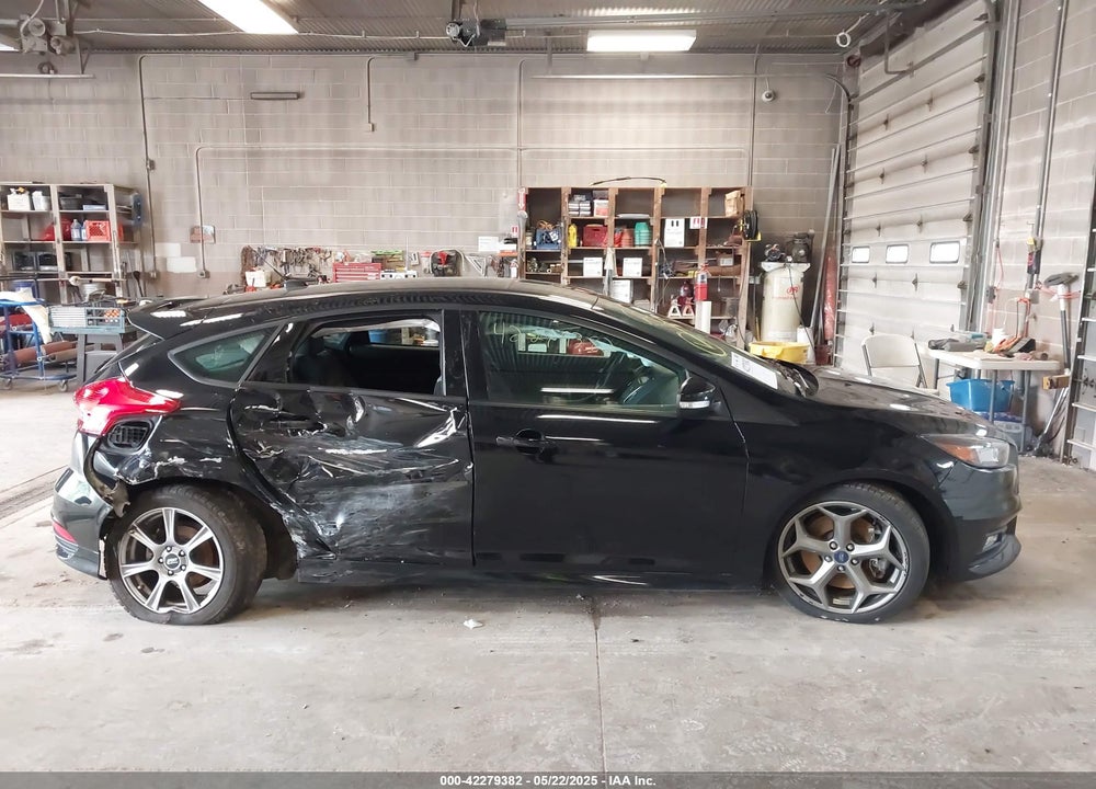 2017 FORD FOCUS ST VIN: 1FADP3L97HL298488