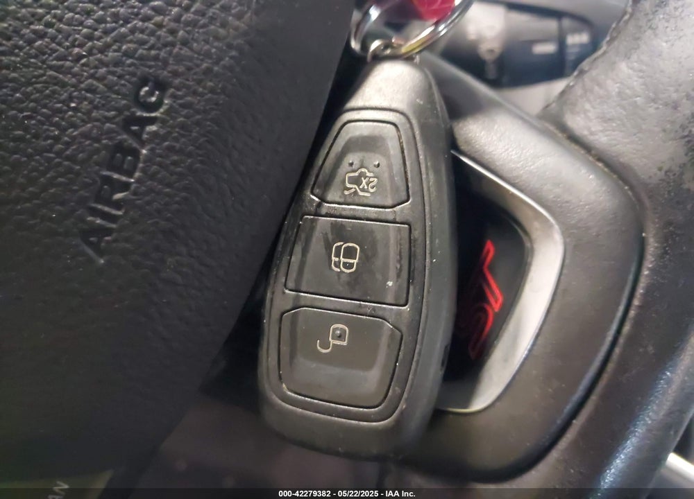 2017 FORD FOCUS ST VIN: 1FADP3L97HL298488