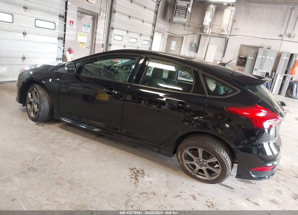 2017 FORD FOCUS ST VIN: 1FADP3L97HL298488