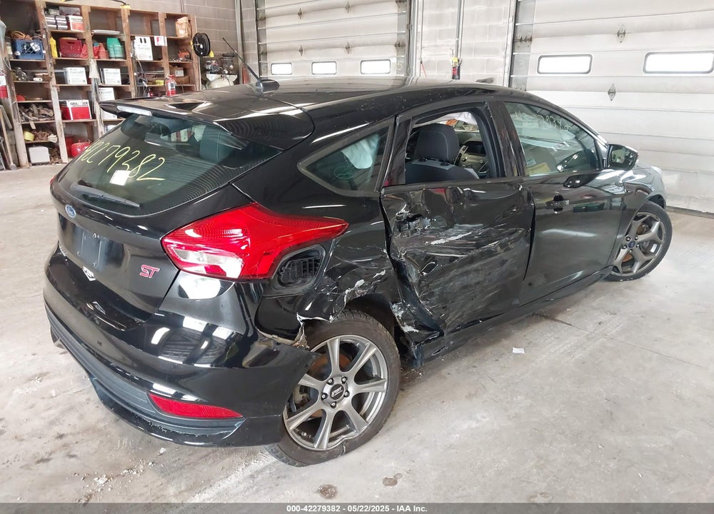 2017 FORD FOCUS ST VIN: 1FADP3L97HL298488