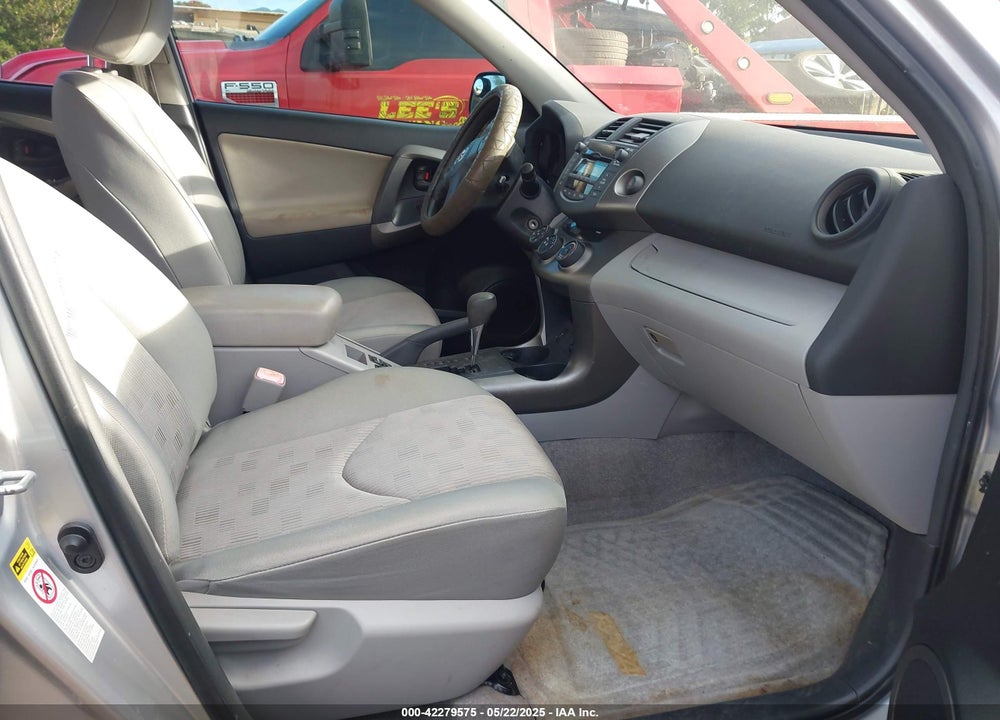 2011 TOYOTA RAV4 VIN: JTMZF4DV6B5036896