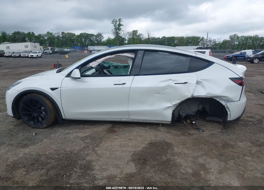 2021 TESLA MODEL Y LONG RANGE DUAL MOTOR ALL-WHEEL DRIVE VIN: 5YJYGDEE8MF151699